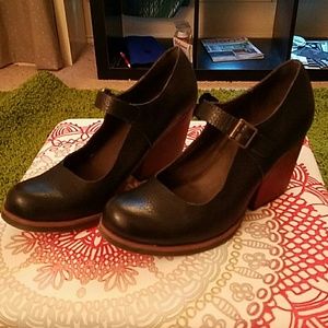 Kork's Leather Mary Jane Heels